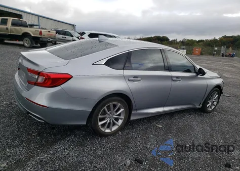 2022 Honda Accord Lx z USA, uszkodzony, nr VIN 1HGCV1F15NA064977